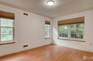 8 Forden Ct, Sayreville, NJ 08872 - Photo 17