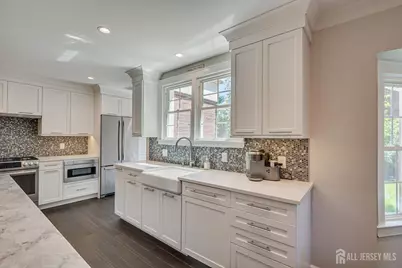 812 Abbott Street, Highland Park, NJ 08904 - Photo 17