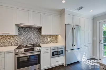 812 Abbott Street, Highland Park, NJ 08904 - Photo 15