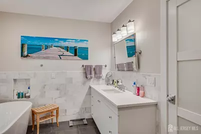 812 Abbott Street, Highland Park, NJ 08904 - Photo 31