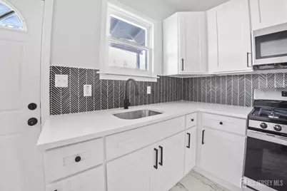 156 Lewis Street, Perth Amboy, NJ 08861 - Photo 15