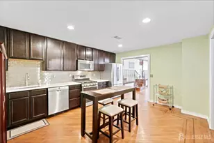 176 N Broadway St, South Amboy, NJ 08879 - Photo 9