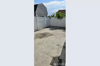 624 Carlock Avenue, Perth Amboy, NJ 08861 - Photo 19