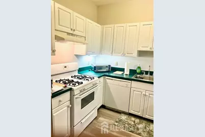 [Address not provided], Metuchen, NJ 08840 - Photo 19