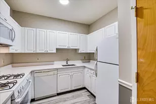[Address not provided], Metuchen, NJ 08840 - Photo 7