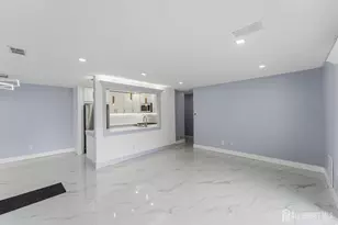 709 Sunshine Ct, Sayreville, NJ 08859 - Photo 9