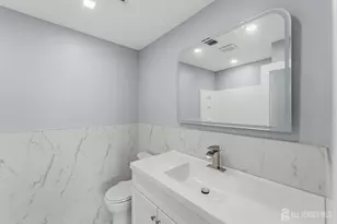 709 Sunshine Ct, Sayreville, NJ 08859 - Photo 13