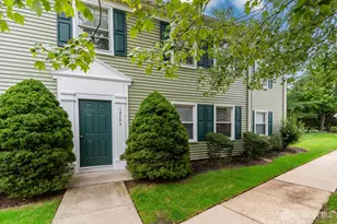 456 Roxbury Ln, Monroe Township, NJ 08831 - Photo 3