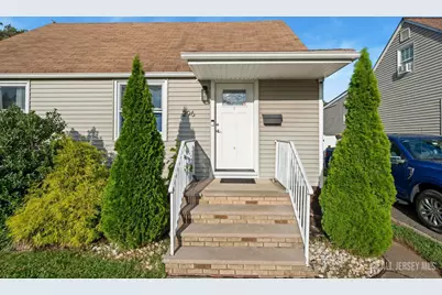 296 Saint James Avenue, Woodbridge Township, NJ 07095 - Photo 3