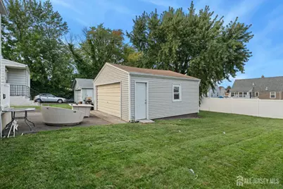 296 Saint James Avenue, Woodbridge Township, NJ 07095 - Photo 5