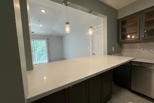 334 Waterford Dr, Edison, NJ 08817 - Photo 7