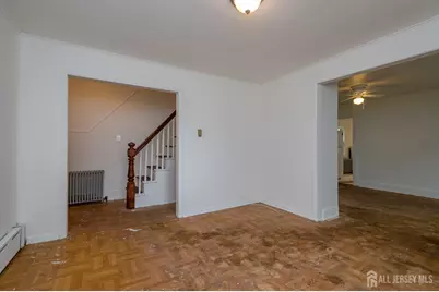 211 Main Street, Spotswood, NJ 08884 - Photo 9