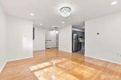 63 Prestwick Way, Edison, NJ 08820 - Photo 5