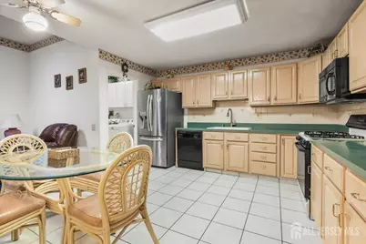 190 Tanager Drive, Monroe Township, NJ 08831 - Photo 7