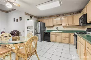 190 Tanager Dr, Monroe Township, NJ 08831 - Photo 7