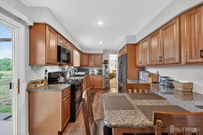 100 Coachman Drive, Florence, NJ 08505 - Photo 25