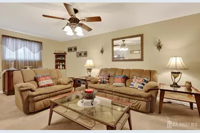 100 Coachman Drive, Florence, NJ 08505 - Photo 17