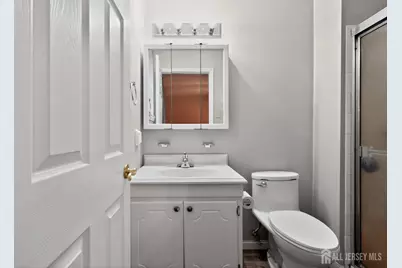 100 Coachman Drive, Florence, NJ 08505 - Photo 37