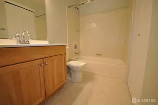 8020 Tamarron Dr, Plainsboro Township, NJ 08536 - Photo 9