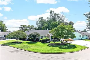 6 Idlewild Rd, Edison, NJ 08817 - Photo 1