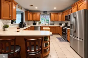 133 Stout Ave, Middlesex, NJ 08846 - Photo 9