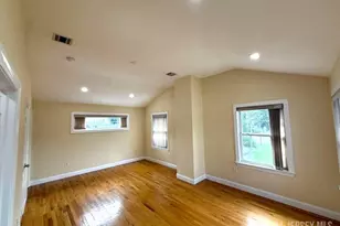 131 Amherst Ave, Colonia, NJ 07067 - Photo 17
