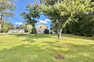 770 N Adams Ln, North Brunswick Township, NJ 08902 - Photo 29