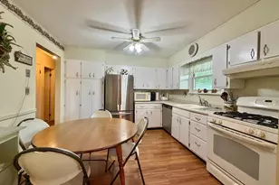 770 N Adams Ln, North Brunswick Township, NJ 08902 - Photo 19
