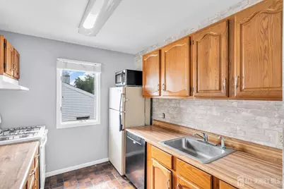 1595 E 2nd Street #3, Scotch Plains Township, NJ 07076 - Photo 7