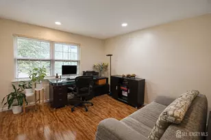 17 Wilson Ct, East Brunswick Township, NJ 08816 - Photo 23