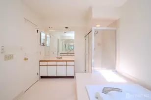 4 Chipwood Ln, North Brunswick Township, NJ 08902 - Photo 27