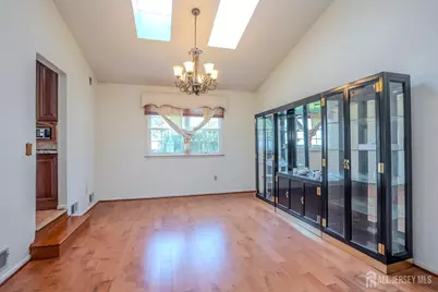 4 Chipwood Lane, North Brunswick Township, NJ 08902 - Photo 5