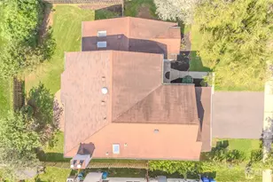 4 Chipwood Ln, North Brunswick Township, NJ 08902 - Photo 57
