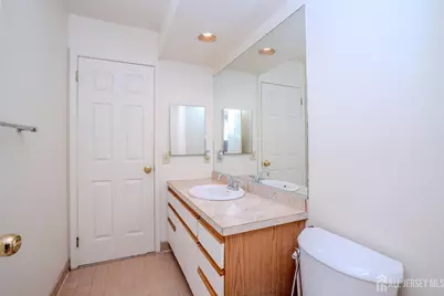 4 Chipwood Lane, North Brunswick Township, NJ 08902 - Photo 15