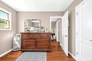 44 Livingston Ave, Avenel, NJ 07001 - Photo 17