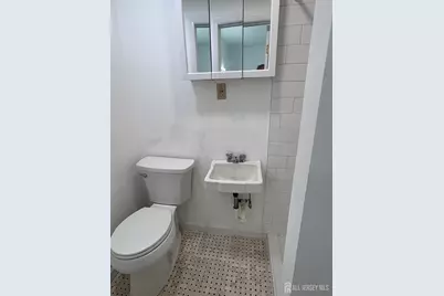 26 S 1st Avenue S, Highland Park, NJ 08904 - Photo 13