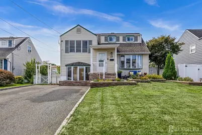 17 Carter Place, Sayreville, NJ 08859 - Photo 1