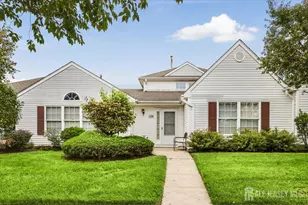 124 Waterside Blvd, Monroe Township, NJ 08831 - Photo 3