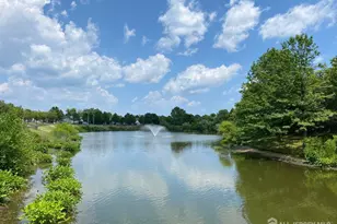 124 Waterside Blvd, Monroe Township, NJ 08831 - Photo 29