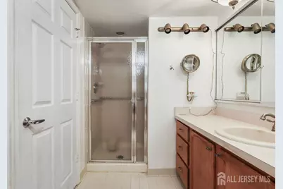 124 Waterside Boulevard, Monroe Township, NJ 08831 - Photo 17