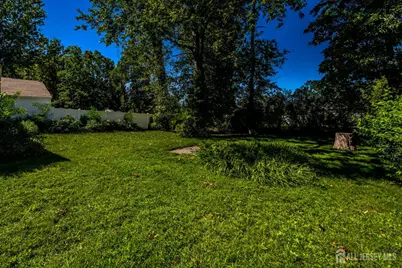 1530 Windrew Avenue, South Plainfield, NJ 07080 - Photo 31