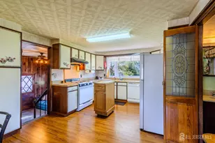 [Address not provided], South Plainfield, NJ 07080 - Photo 9