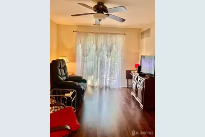 31 Liddle Avenue, Edison, NJ 08837 - Photo 9