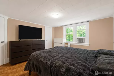 685 Raritan Avenue, Perth Amboy, NJ 08861 - Photo 17