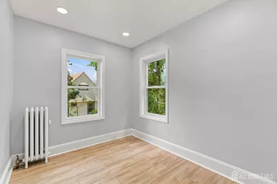 19 N Adelaide Avenue N, Highland Park, NJ 08904 - Photo 23