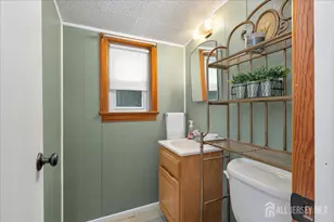 16 Hawthorne Ave, Colonia, NJ 07067 - Photo 19