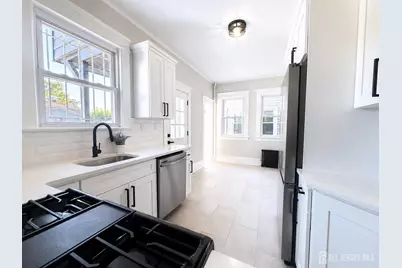 441 Compton Avenue, Perth Amboy, NJ 08861 - Photo 9