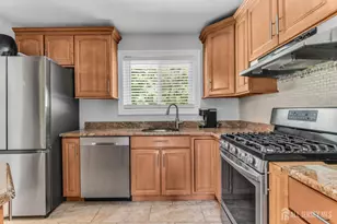 12 Washington Ave, Old Bridge Township, NJ 08879 - Photo 9