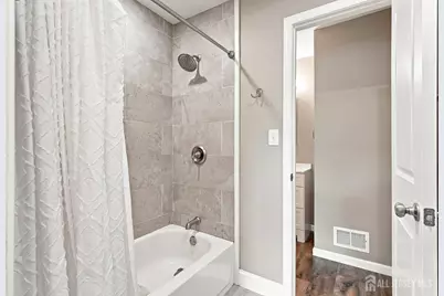 565 Clubhouse Drive, Middletown, NJ 07748 - Photo 15