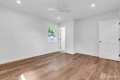 19 Inwood Avenue, Monroe Township, NJ 08831 - Photo 17